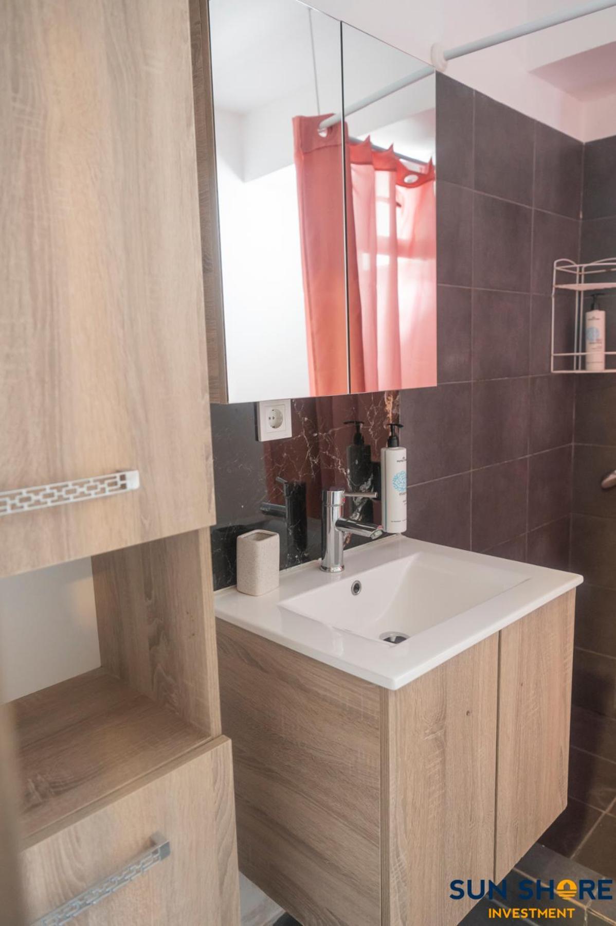 Explore Greece From Cozy City Centre Apartment Chalkida Bagian luar foto